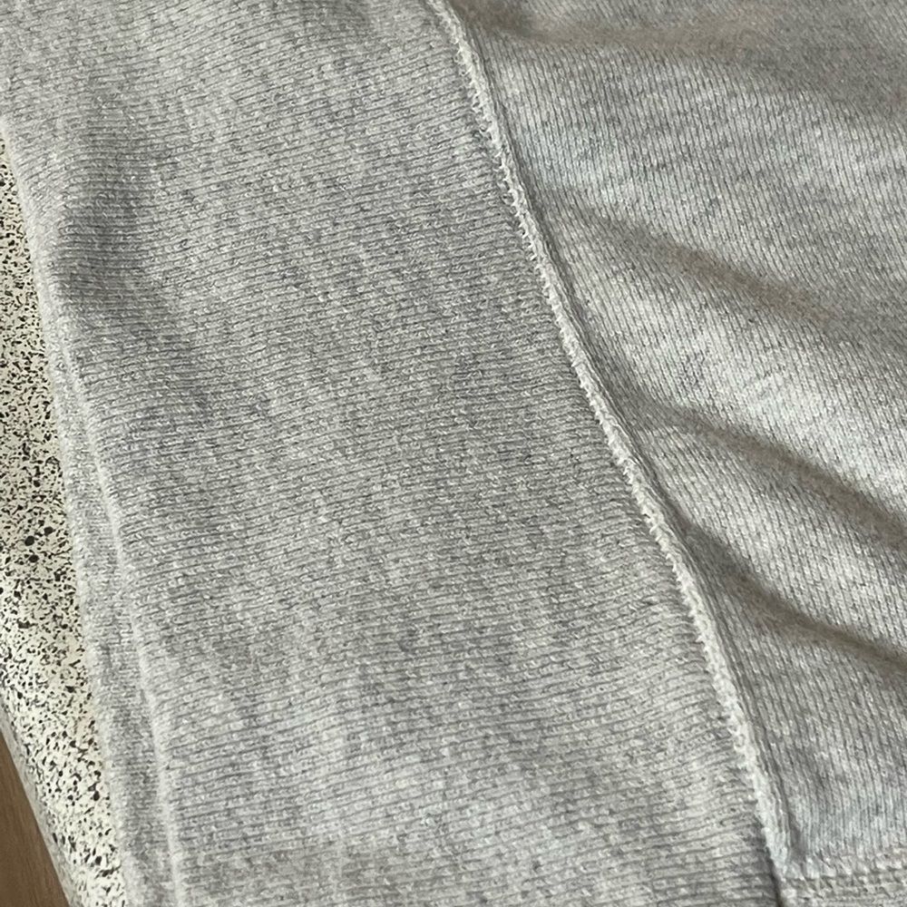 Champion reverse weave single colour tag - Picture 7 of 13
